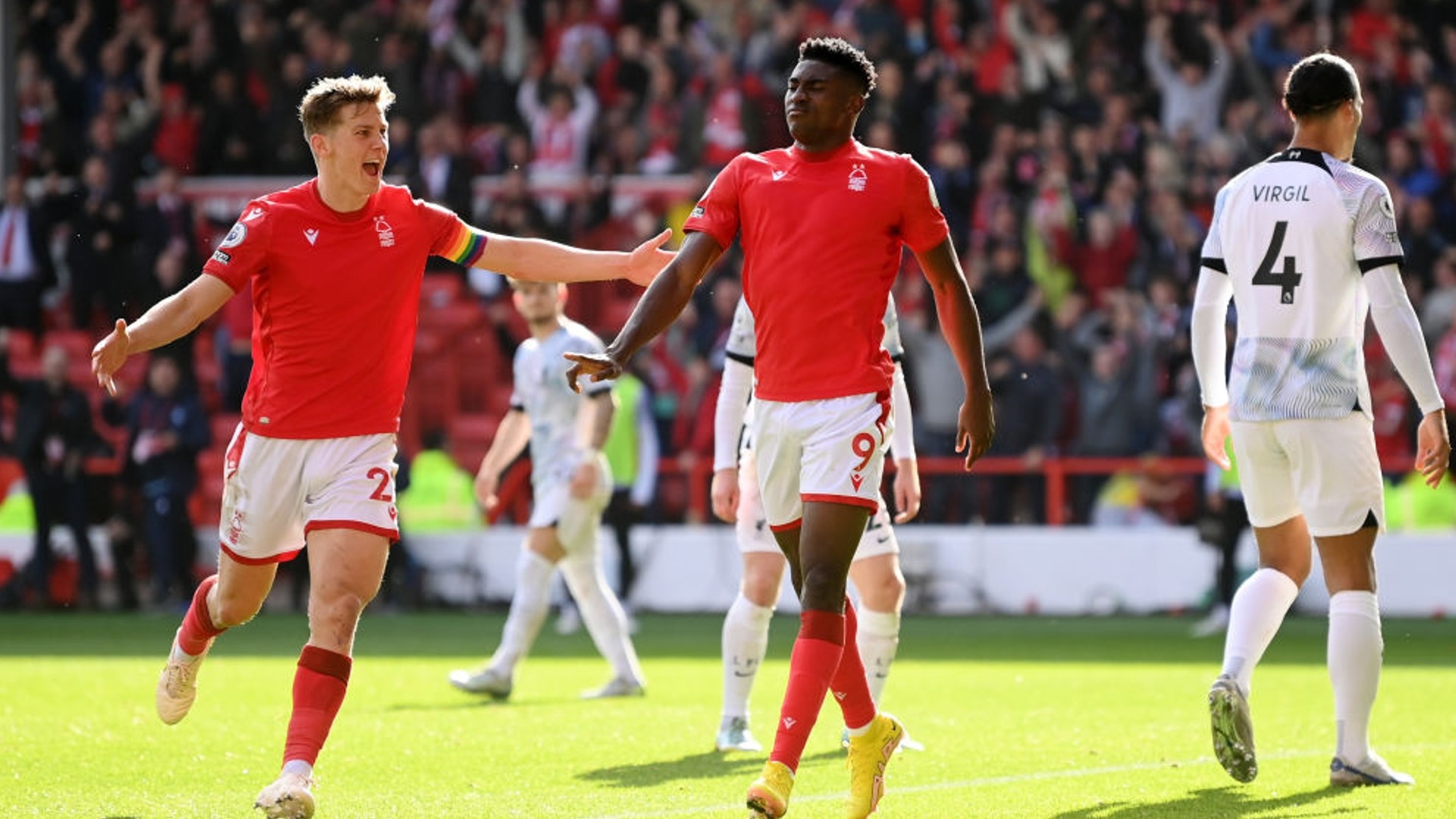 了丰厚的经 了丰厚的经